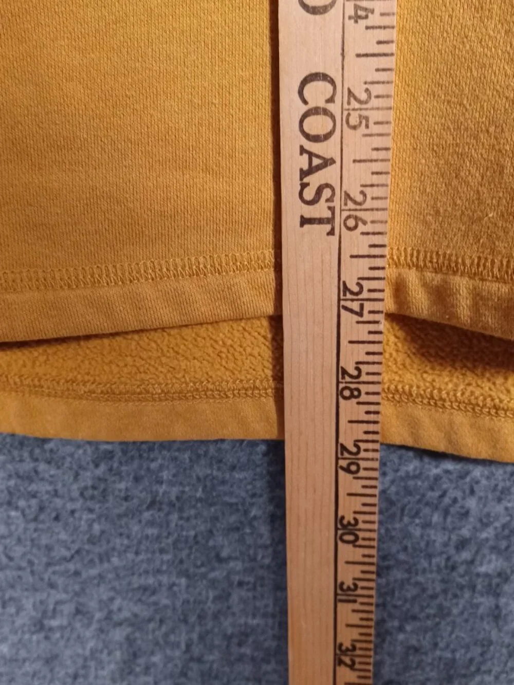 Levi's Men's Long Sleeve Pullover Size Small Mustard Yellow Shirt With Logo